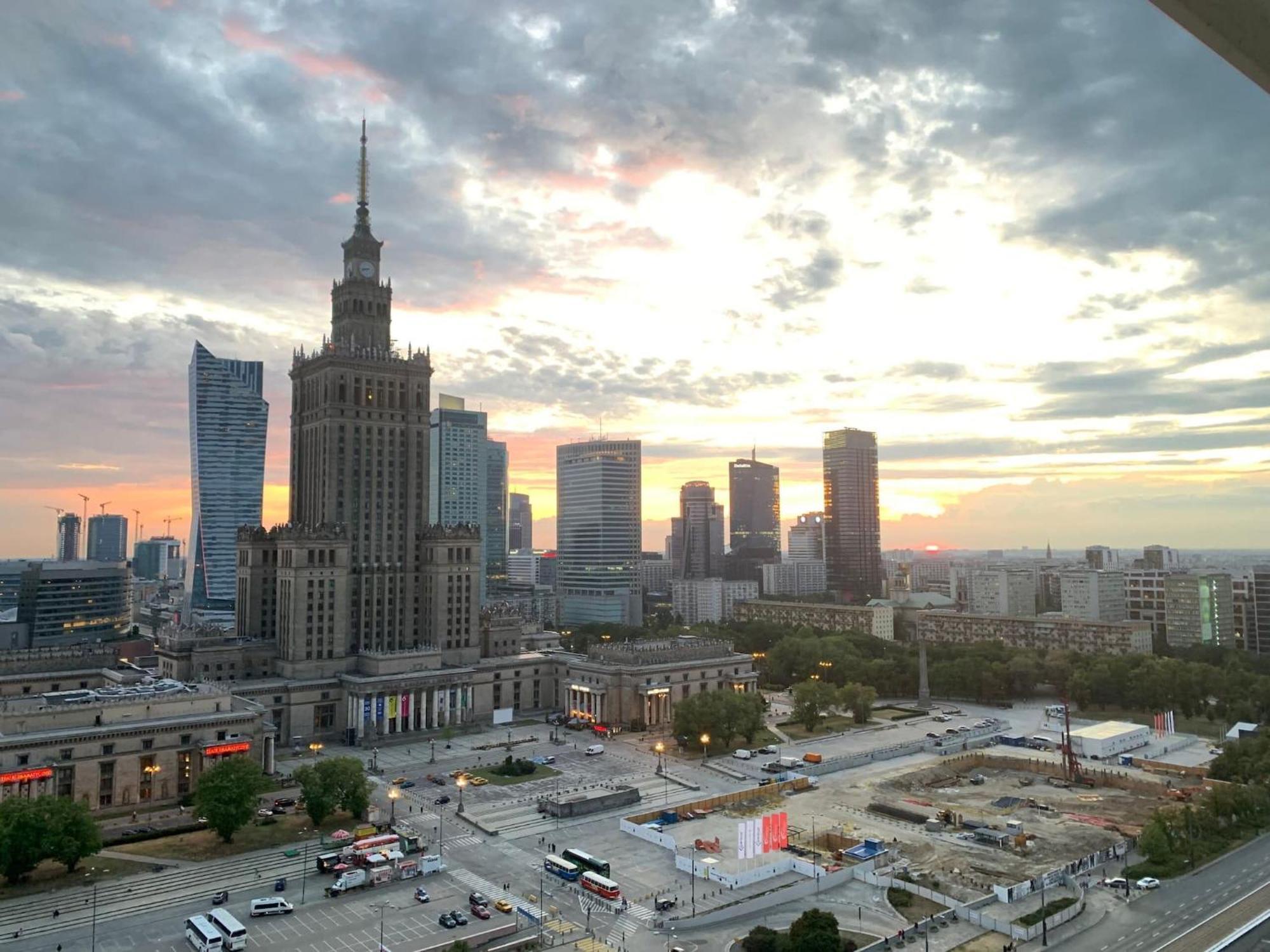 Chmielna 35 - City View Apartment By Noclegi Renters Warsaw Exterior photo