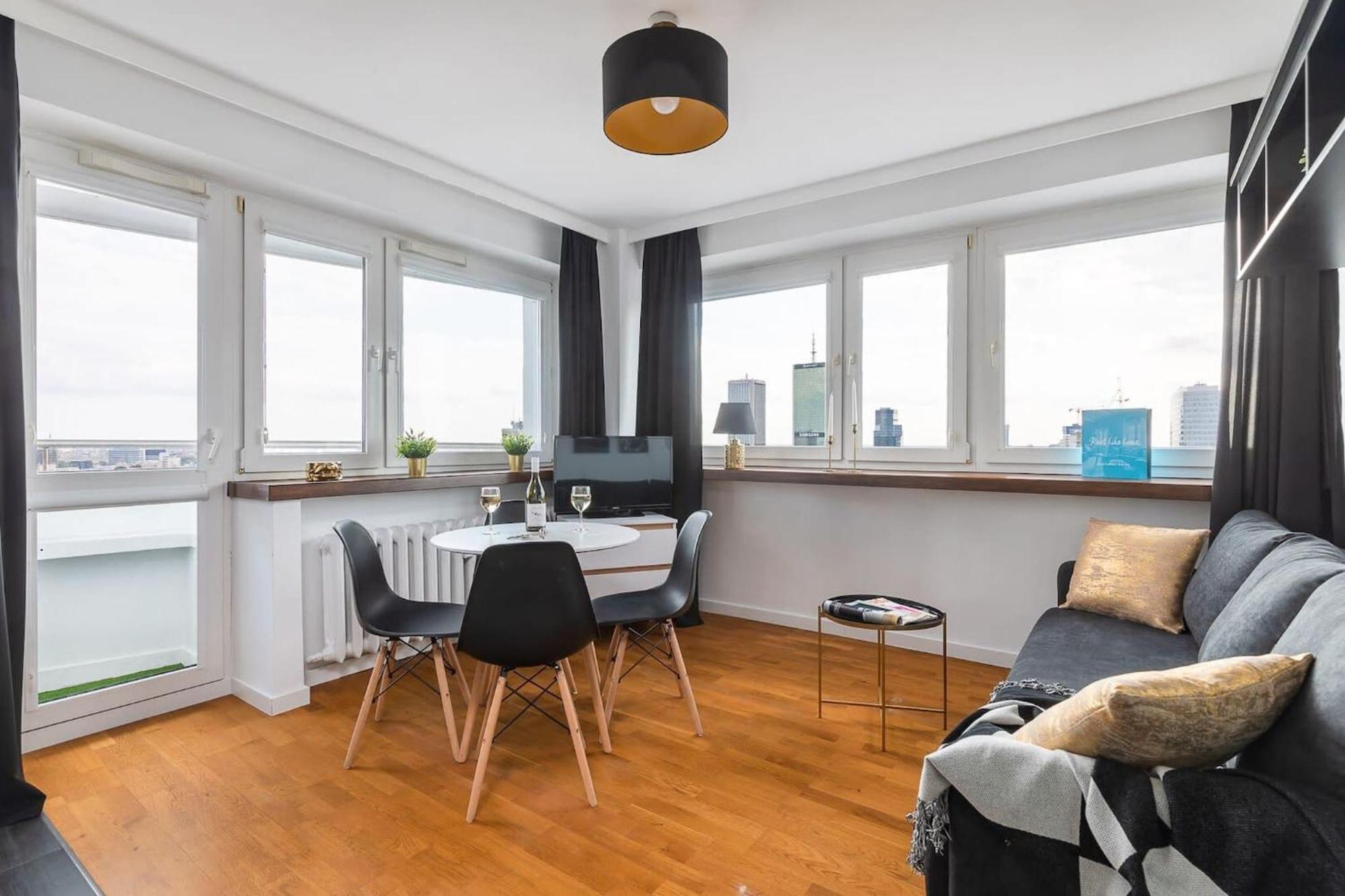 Chmielna 35 - City View Apartment By Noclegi Renters Warsaw Exterior photo